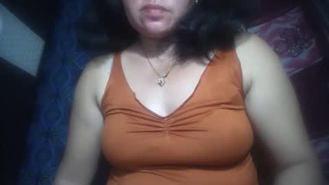 Snapshot of hotmatureladyxxx chatting on 11.10.25 hotmatureladyxxx online show from 11.10.25