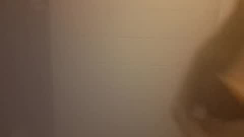 Snapshot of hotmom0610 chatting on 03.11.26 hotmom0610 online show from 03.11.26