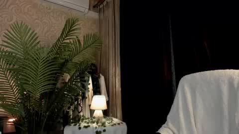 hotmuse1 online show from 11.03.25