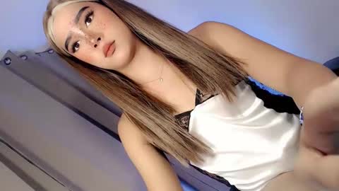 HOT BEATRICE online show from 02.03.26
