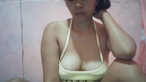 hotpink4u04 online show from 10.08.25