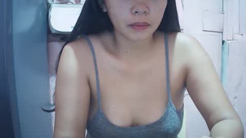 hotpink4u04 online show from 10.28.25