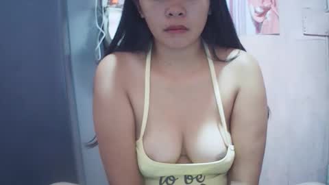 hotpink4u04 online show from 10.30.25