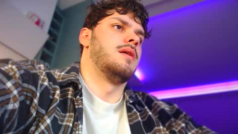 Snapshot of hotpolishsausage chatting on 12.04.25 Jason online show from 12.04.25