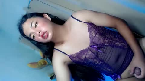hotsiren101 online show from 05.26.26