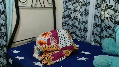 Snapshot of hotssofia4u chatting on 01.24.25 sofia online show from 01.24.25