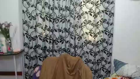 Snapshot of hotssofia4u chatting on 09.25.25 sofia online show from 09.25.25