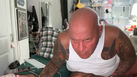 hotstuff775616 online show from 10.23.25