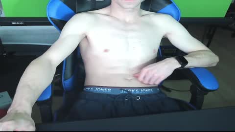 Snapshot of hotsummerboy89 chatting on 01.24.25 hotsummerboy89 online show from 01.24.25