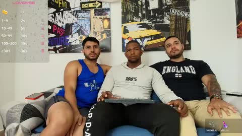 hott_asses online show from 12.31.24