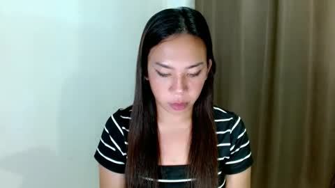 Snapshot of hott_cumforyou chatting on 10.29.25 jelaigrande  online show from 10.29.25