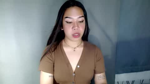 Snapshot of hott_cumforyou chatting on 04.10.26 jelaigrande online show from 04.10.26