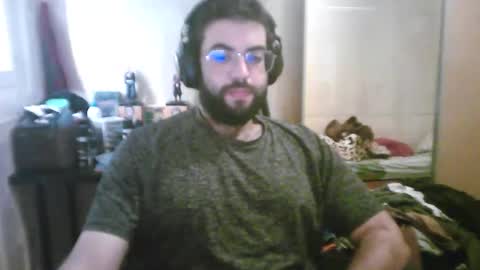 Snapshot of hottcummbb chatting on 11.03.25 Nass online show from 11.03.25