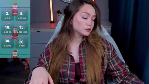 Snapshot of hottease_pvt chatting on 01.11.26 hello Im Eva online show from 01.11.26