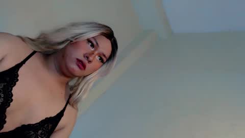 Snapshot of hotterthansex2 chatting on 03.08.25 hotterthansex2 online show from 03.08.25