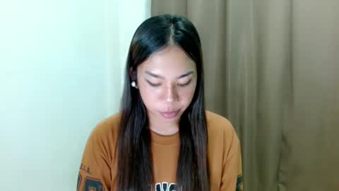 nika  online show from 10.28.25