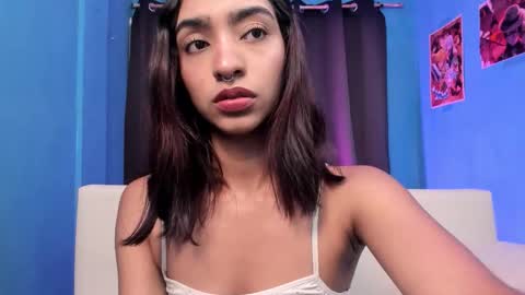 Veronica independent model online show from 03.12.26