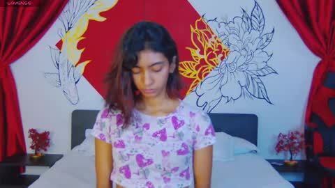 Veronica independent model online show from 05.03.26