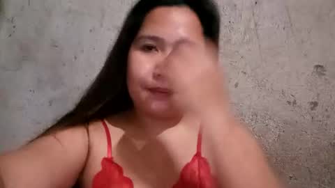 Snapshot of hottiecum27 chatting on 05.05.26 hottiecum27 online show from 05.05.26