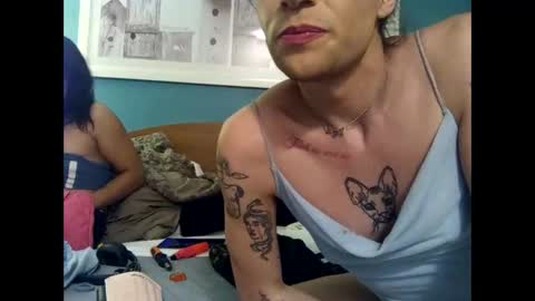 Snapshot of hottiefrmhell97 chatting on 12.16.25 Lucky online show from 12.16.25