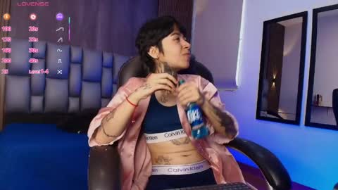 Juls online show from 05.11.26
