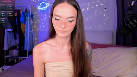 Snapshot of hottiesteverly chatting on 02.06.25 Jane online show from 02.06.25