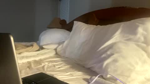 Snapshot of hottiewithabody101 chatting on 10.30.25 hottiewithabody101 online show from 10.30.25