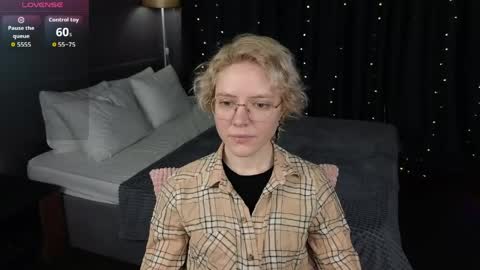 Snapshot of hottokori chatting on 05.16.26 Kori online show from 05.16.26