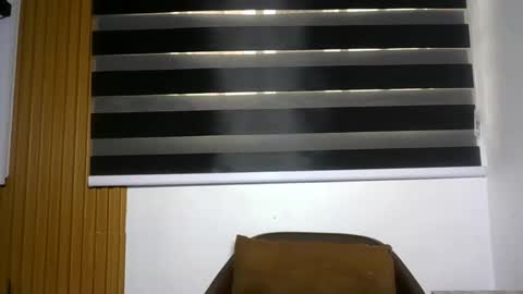 hotty_lora889 online show from 11.13.25