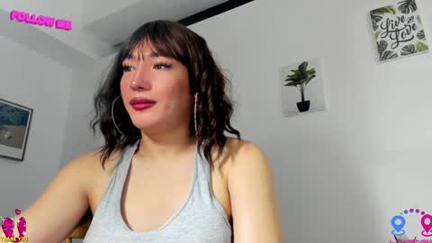 Snapshot of hottycrishinaxx chatting on 01.10.25 crishinahotty online show from 01.10.25