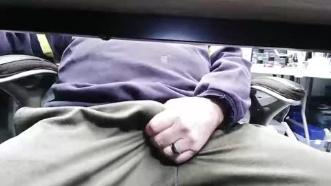 Snapshot of hotwheelsguy2 chatting on 11.09.25 Madmedic online show from 11.09.25