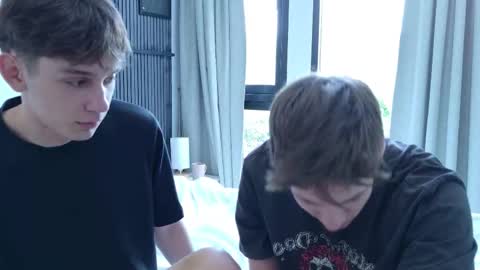 Snapshot of howardkottam chatting on 10.10.25 howardkottam online show from 10.10.25