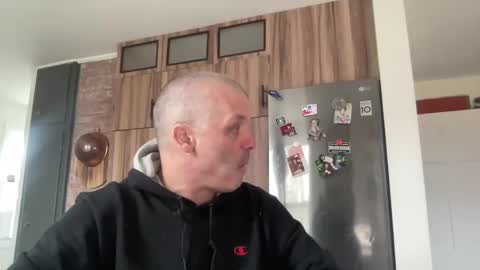 howlingatnothing online show from 12.17.24