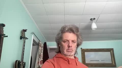 Snapshot of howlingatnothing chatting on 02.01.26 howlingatnothing online show from 02.01.26