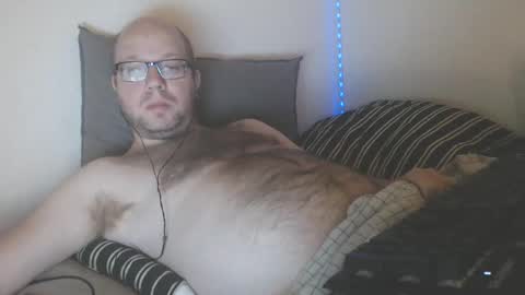 Snapshot of hoyboydkk chatting on 11.04.25 Christian online show from 11.04.25