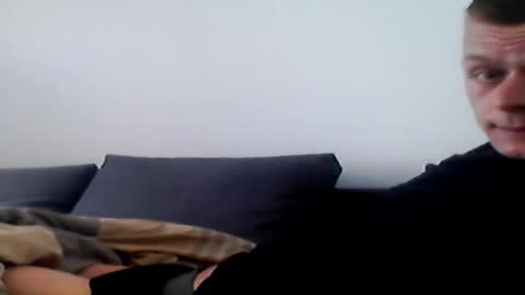 Snapshot of hubikush22 chatting on 05.25.26 hubikush22 online show from 05.25.26