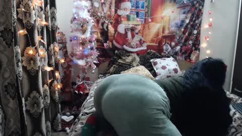 hugeassdevil online show from 12.28.24