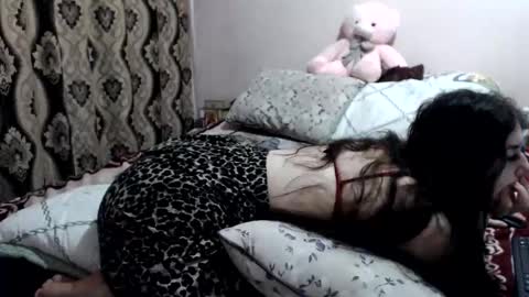 Snapshot of hugeassdevil chatting on 05.27.26 hugeassdevil online show from 05.27.26