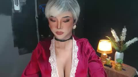 Christine online show from 04.21.26