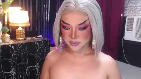 Snapshot of hugecockchristine chatting on 07.19.26 Christine online show from 07.19.26