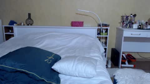 Snapshot of hugetittiesgerda chatting on 02.12.26 Gerda online show from 02.12.26