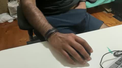 Snapshot of hugo_bulls chatting on 01.17.26 HunkyLover online show from 01.17.26