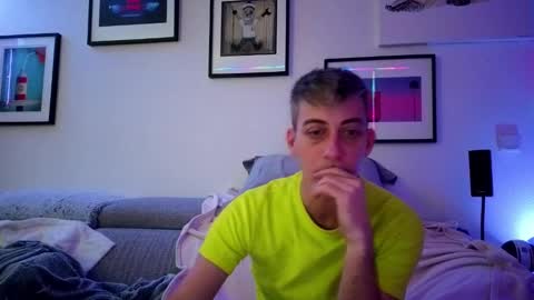 Snapshot of hugolandcam chatting on 01.24.25 Hugo online show from 01.24.25