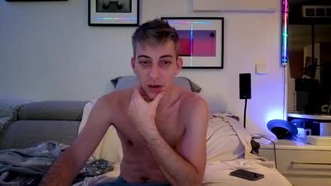 Snapshot of hugolandcam chatting on 01.25.25 Hugo online show from 01.25.25