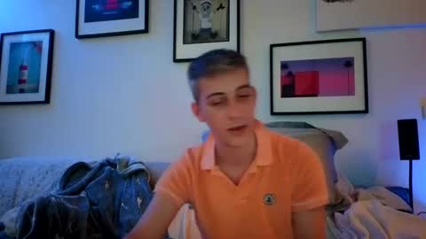 Snapshot of hugolandcam chatting on 01.29.25 Hugo online show from 01.29.25