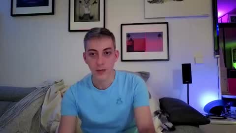 Snapshot of hugolandcam chatting on 02.24.25 Hugo online show from 02.24.25