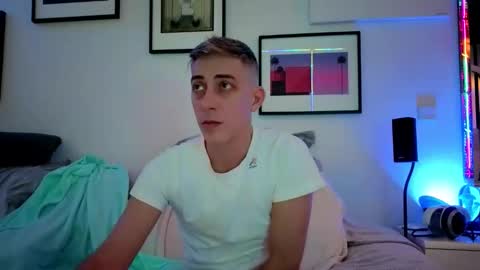 Snapshot of hugolandcam chatting on 01.31.26 Hugo online show from 01.31.26