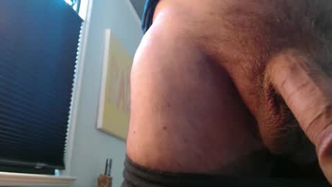Snapshot of hung_hot_fit10 chatting on 04.18.26 Big uncut cock dripping online show from 04.18.26