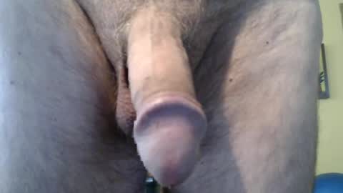 Snapshot of hung_hot_fit10 chatting on 06.18.26 Big uncut cock dripping online show from 06.18.26