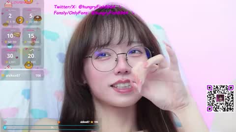 Snapshot of hungryfish8964 chatting on 11.27.25 Crocodile hungryFish8964 online show from 11.27.25